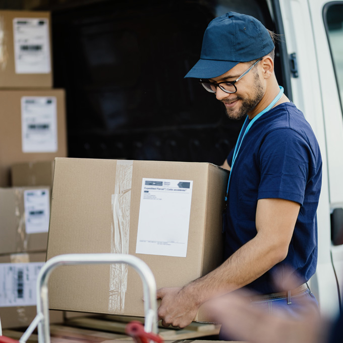 Delivery & Unpacking